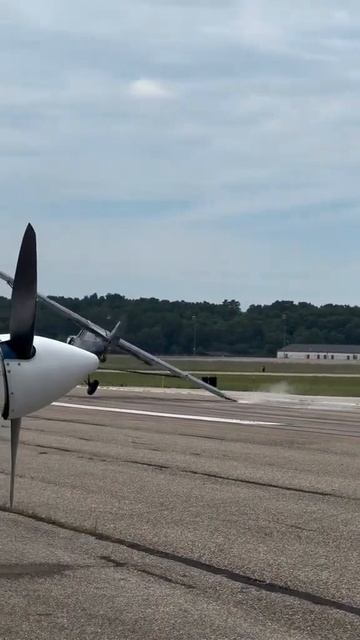 Зигзаг МакКряк за штурвалом: если не разобьемся, то обязательно где-то сядем!