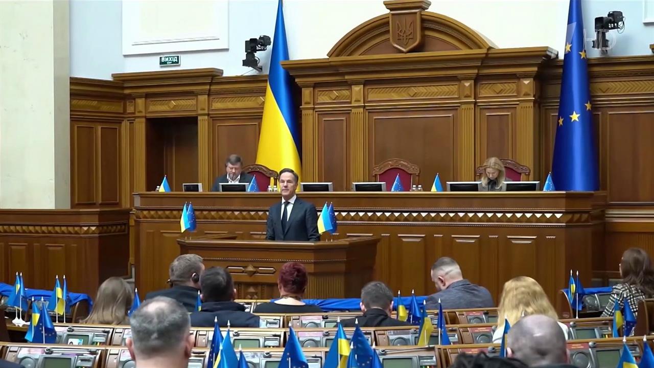 Замглавы МИД РФ заявил: Франция и Британия стоят во главе партии войны, задающей тон в Европе. смотреть онлайн