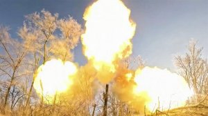 Российская армия ночью нанесла массированный удар по военным тылам врага.