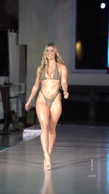 Sex Model Fashion View 2026