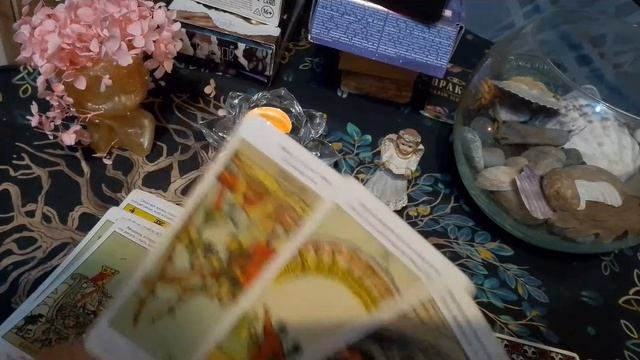 Расклад Таро- Кто по вам скучает? И почему? Расклад Таро- Кто по вам скучает? И почему?