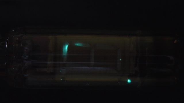 ИВ6 пищит под ВН в обратной полярности