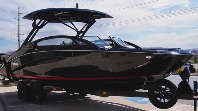 Yamaha 275SD 2025 Обзор катера. Привезём для Вас! смотреть онлайн