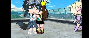 мы сестрой балдеем кушаем чипсы и пьём Колу