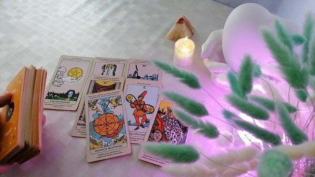 О чём он молчит❓что скрывает от тебя мужчина, с которым вы не вместе сейчас ❓🌹 смотреть онлайн