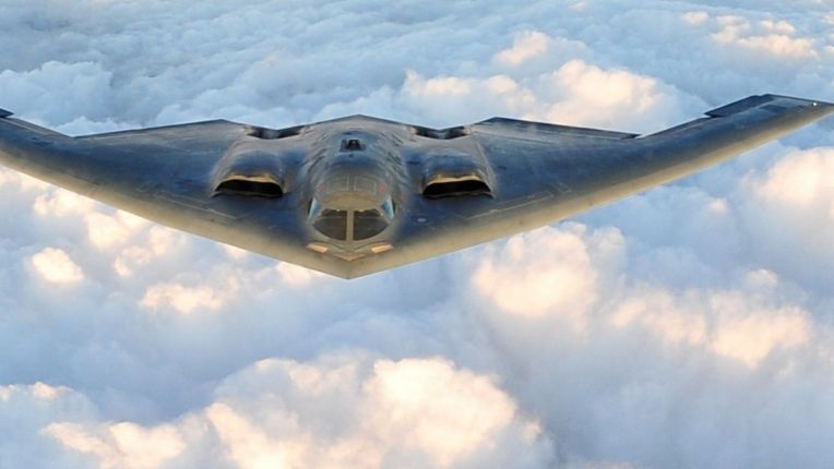 Внутри самого мощного в мире бомбардировщика-невидимки B-2