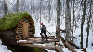 Строю дом над бездной. Круглый сруб от закладки до крыши. Бушкрафт