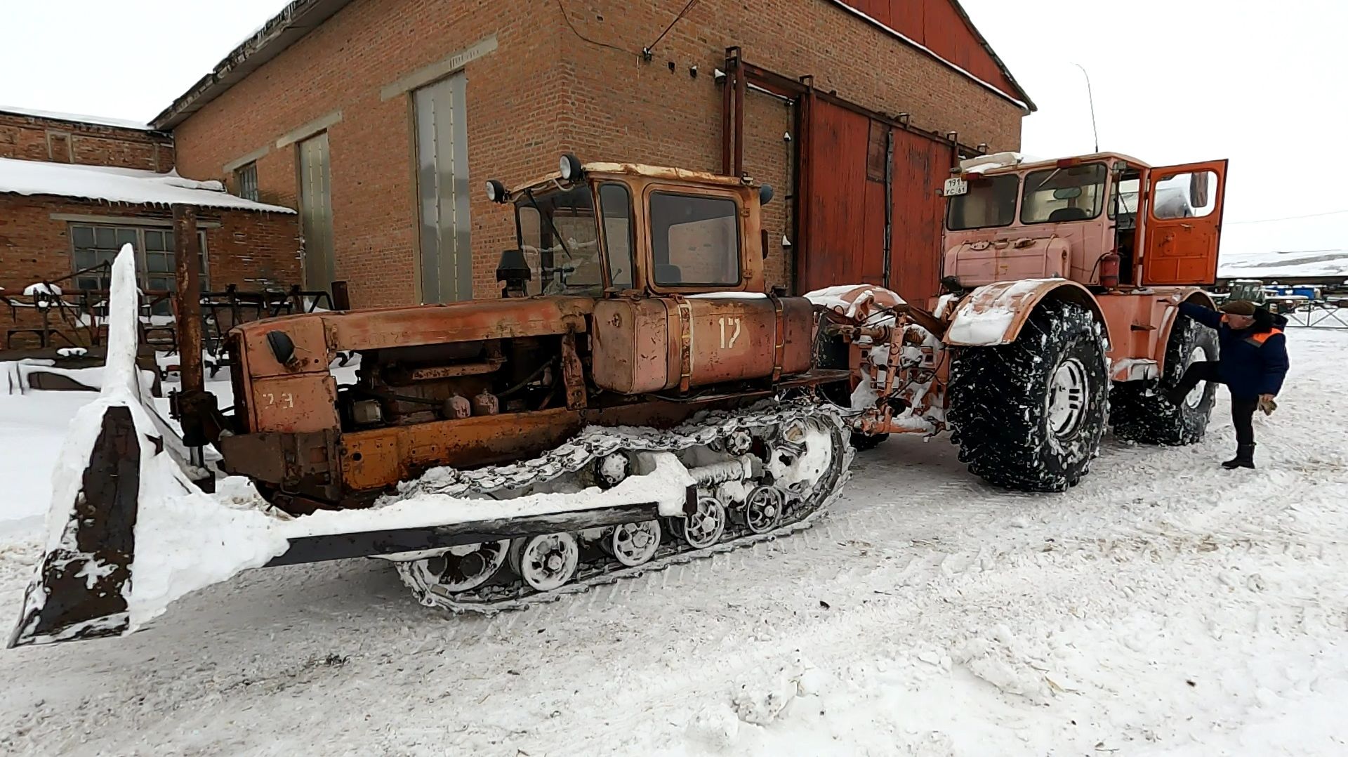 Первые потери на борьбе со снегом! смотреть онлайн