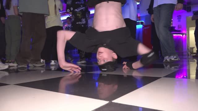 Танец как благотворительность смотреть онлайн