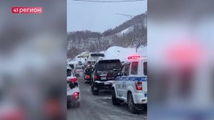 УТРЕННЯЯ АВАРИЯ ПАРАЛИЗОВАЛА ДВИЖЕНИЕ В ПЕТРОПАВЛОВСКЕ НА НЕСКОЛЬКО ЧАСОВ • НОВОСТИ КАМЧАТКИ