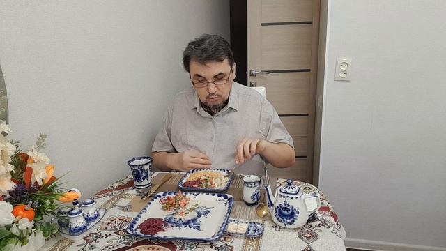 Мой могучий аппетит. Мне посвящают маньячки целые циклы передач,как Лениниана..04.02.2026 смотреть онлайн