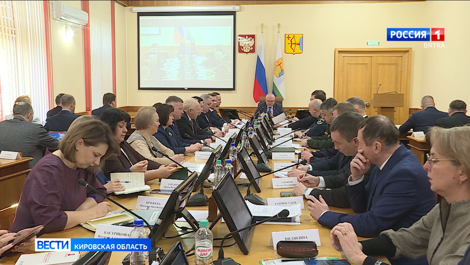 Александр Соколов поручил организовать концерт для кировских бойцов смотреть онлайн