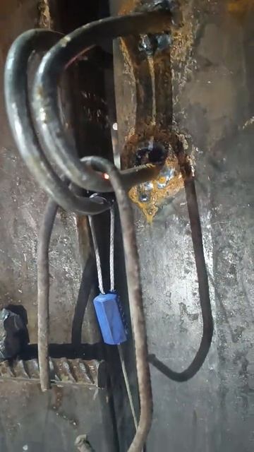 Хм... это что такое 🤣 смотреть онлайн