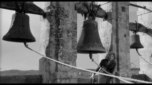Колокола в фильме «Приключение» (L'avventura) Микеланджело Антониони (фрагмент)