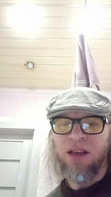 #константинстуков #поэт #рэпер #тупойкостян #читает #стихи #жена #паразит #21век #2026