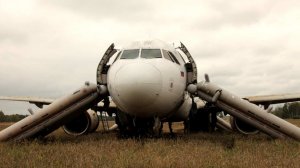 Посадившему самолет под Новосибирском пилоту предложили работу в Азии