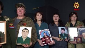 В Чебоксарах организовали фотопроект «Мамы героев»