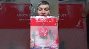 В поисках винила. Исключительно синглы Queen