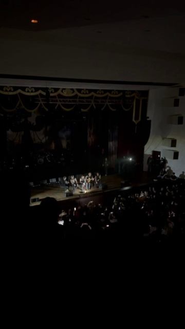 Белгород. Кипелов. Концерт «при свечах»
Рок-музыкант Валерий Кипелов сегодня. смотреть онлайн