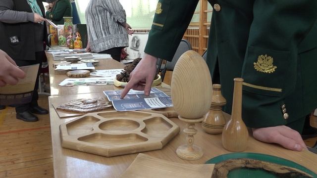 В Образовательном комплексе №9 прошла Ярмарка образовательных организаций смотреть онлайн