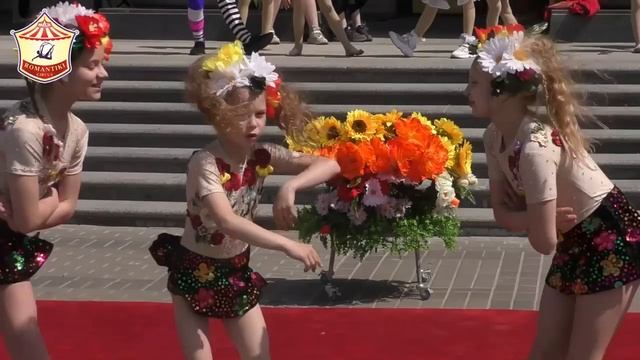 Танцы, Гимнастика, Акробатика. смотреть онлайн