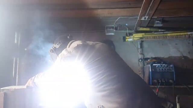 ДЕЛО НЕ В СИЛЕ ТОКА, А В СВАРЩИКЕ