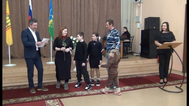 Благодаря господдержке зареченские семьи улучшат жилищные условия смотреть онлайн