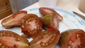 Томаты гномы ОПО и МОРСКИЕ ЗВОНКИ( КОЛОКОЛЬЧИКИ)