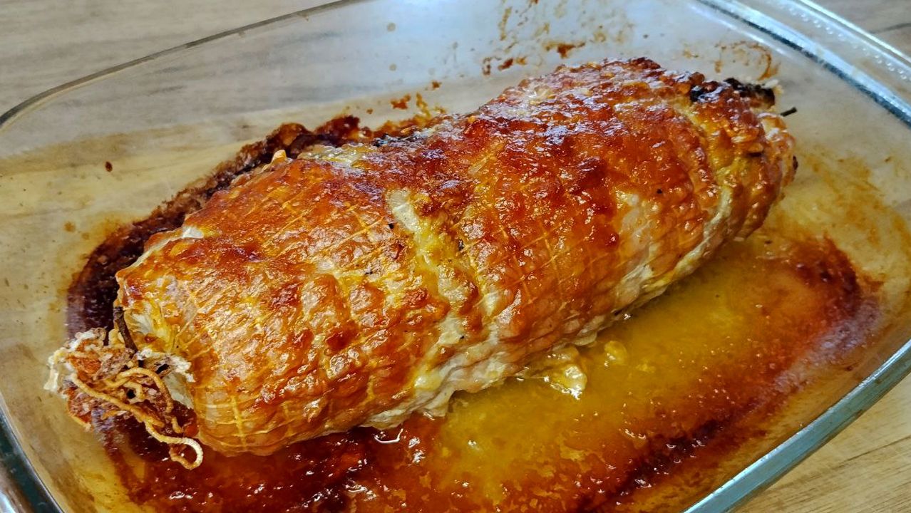 Готовим идеальный мясной рулет! Наполнительная труба и формовочная сетка — залог успеха.