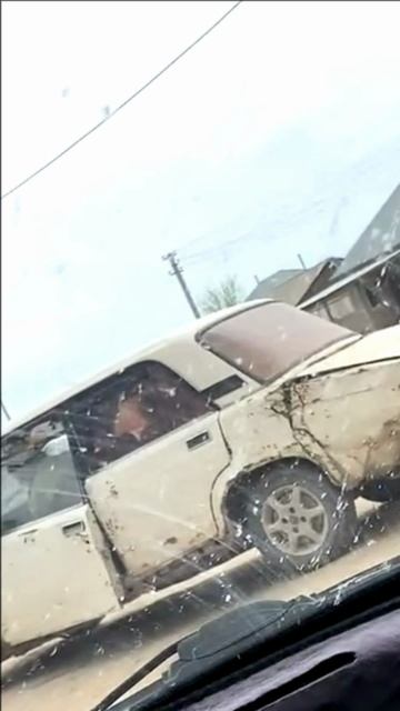 Она еще ездит