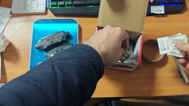 Колодки тормозные дисковые задние Mitsubishi AirtrekLancerOutlander 2003- Brembo P54034 ZAP84.RU