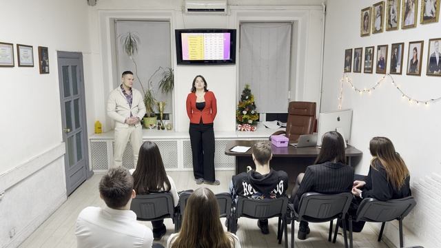 Валерия 21 Год. 26.348 Рублей за Неделю