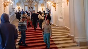 Побывали в Эрмитаже До лета можно ходить