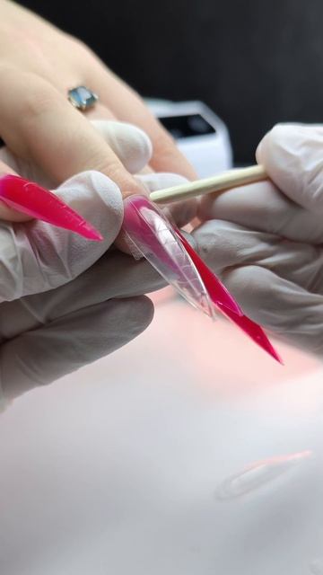 Наращивание ногтей на верхние формы ❤️