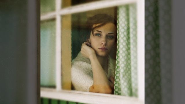 «НЕЦЕЛОВАНАЯ, стихи Александра Домбровского