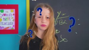 Настя учит детей правильному поведению и этикету в шко