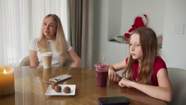 Nastya in the show Born to be Viral смотреть онлайн