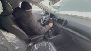 Выбираем между Lada Granta максималка или Lada Iskra минималка!