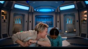 «В мгновение ока» — официальный трейлер 2026 года. Кейт Маккиннон, Рашида Джонс, Дэйвид Диггс