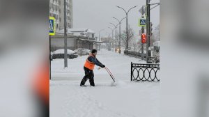 В столице КБР с вечера вторника снегопад