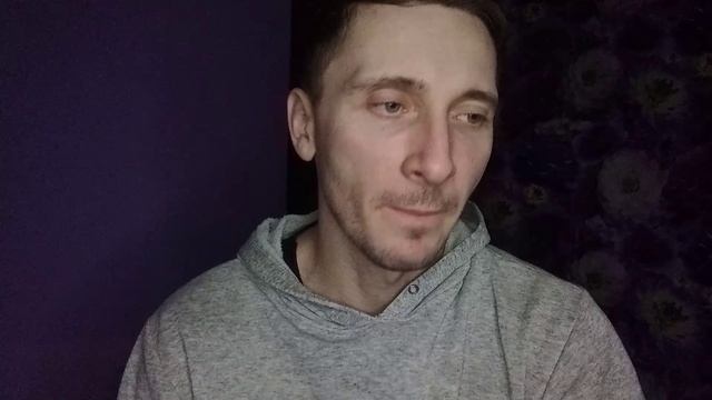 Телевизор Prestigio зависает на заставке причина?