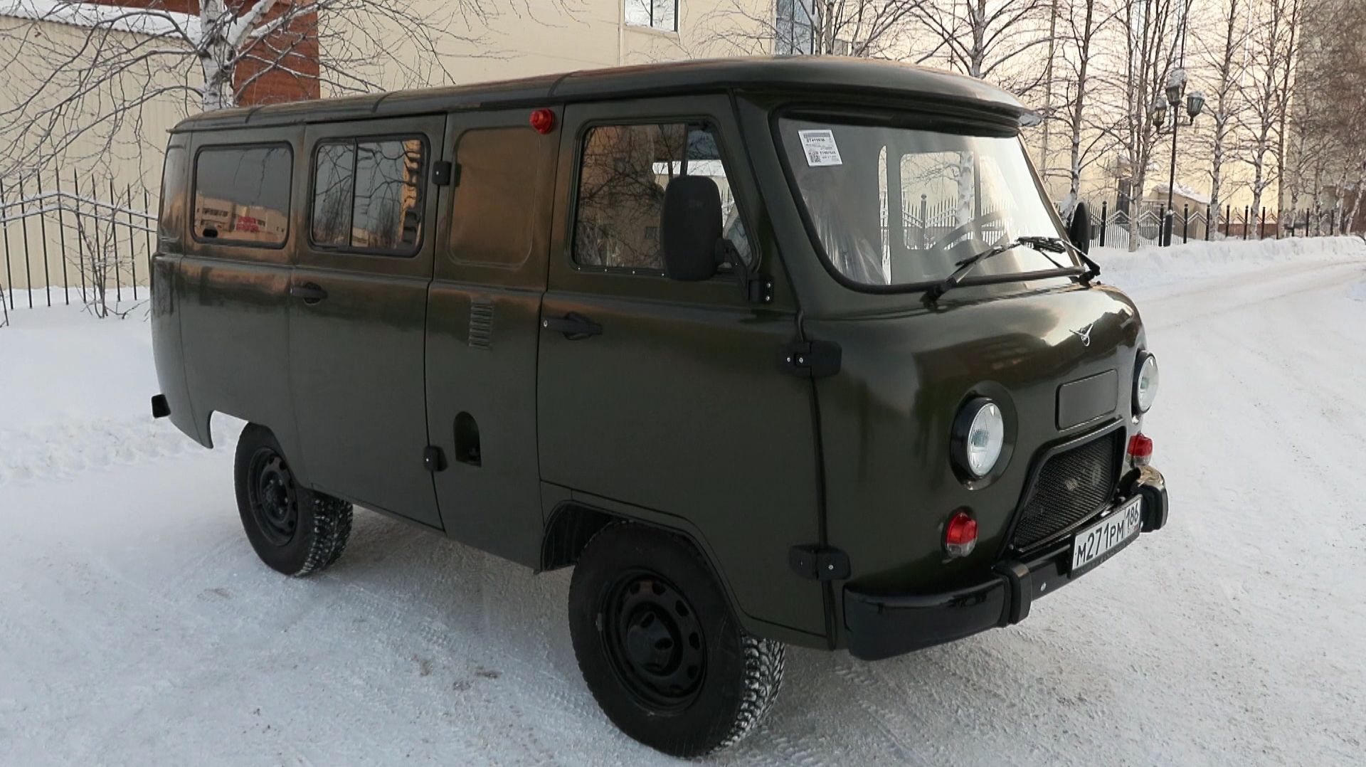 Бойцам СВО доставят автомобиль от жителей Нижневартовского района смотреть онлайн