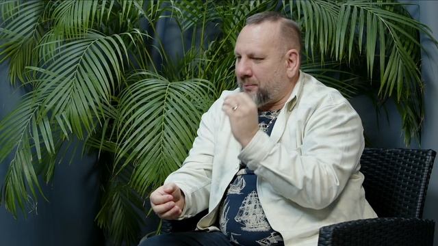 Подкаст ЯВНО - интервью с Виктором Лавриненко