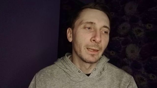 Почему телевизор Polar зависает на заставке?