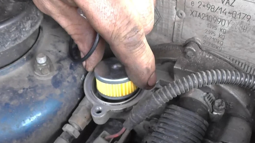 Замена газового фильтра ВАЗ -гранта смотреть онлайн