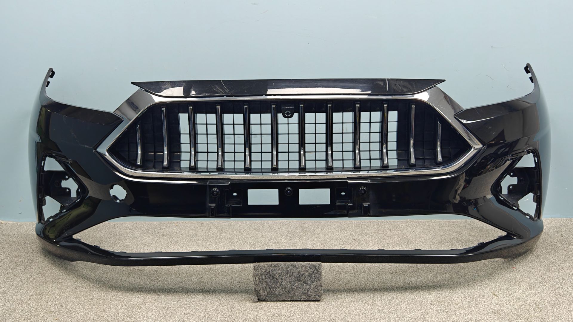 MAL23012602 Бампер передний JAC J7 Оригинал Б/У 2803101U7300