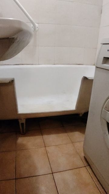 Вырез в ванне