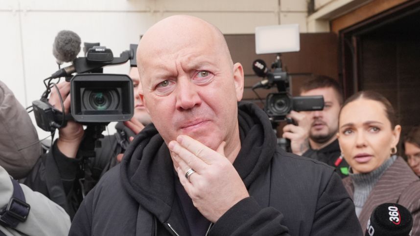 «Боль никуда не уходит»: почему Сергею Бурунову понадобилась помощь психолога