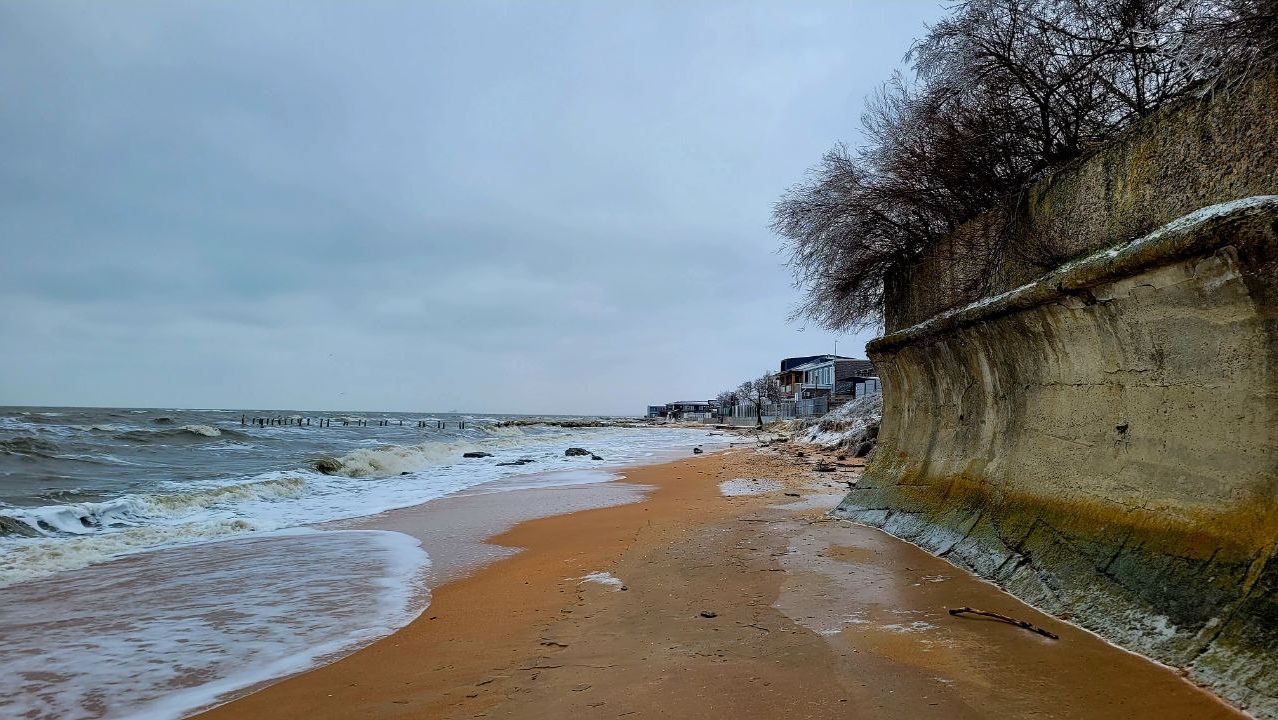 Море переливается в озеро, размыв последнюю защиту! Что происходит!? смотреть онлайн
