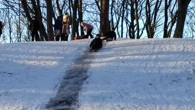 катаемся на горке 2 смотреть онлайн